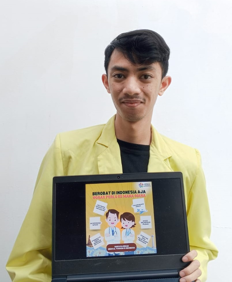 M. Nur Fauzan Raih juara 2 Lomba poster di Uiversitas Hang Tuah